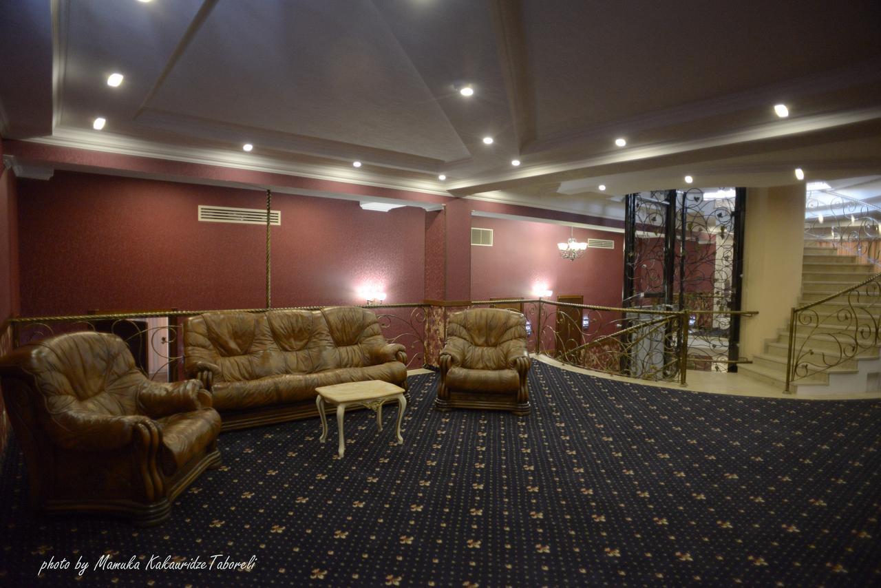 Apartment White Bridge Кутаїсі Екстер'єр фото