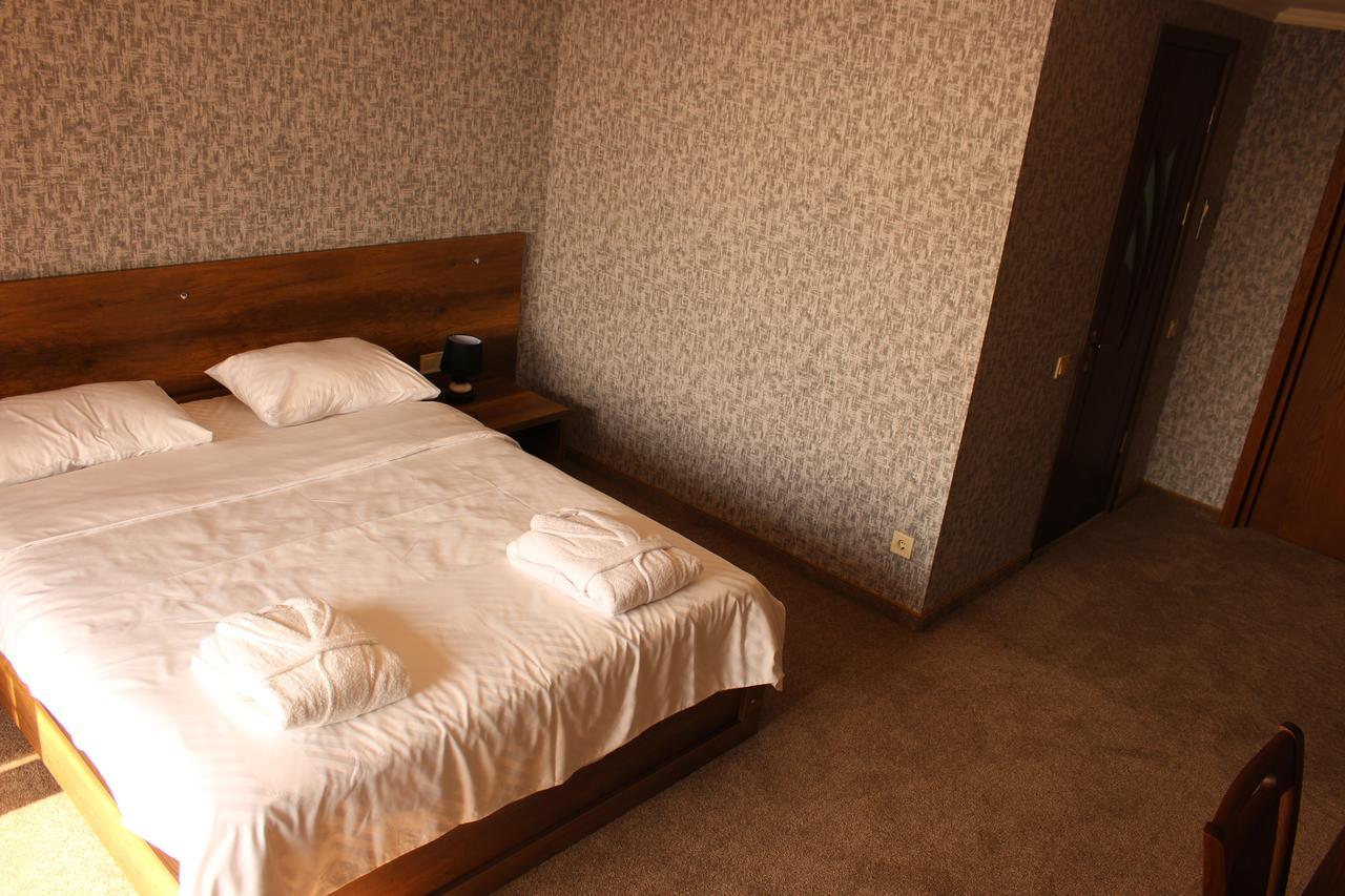 Apartment White Bridge Кутаїсі Екстер'єр фото
