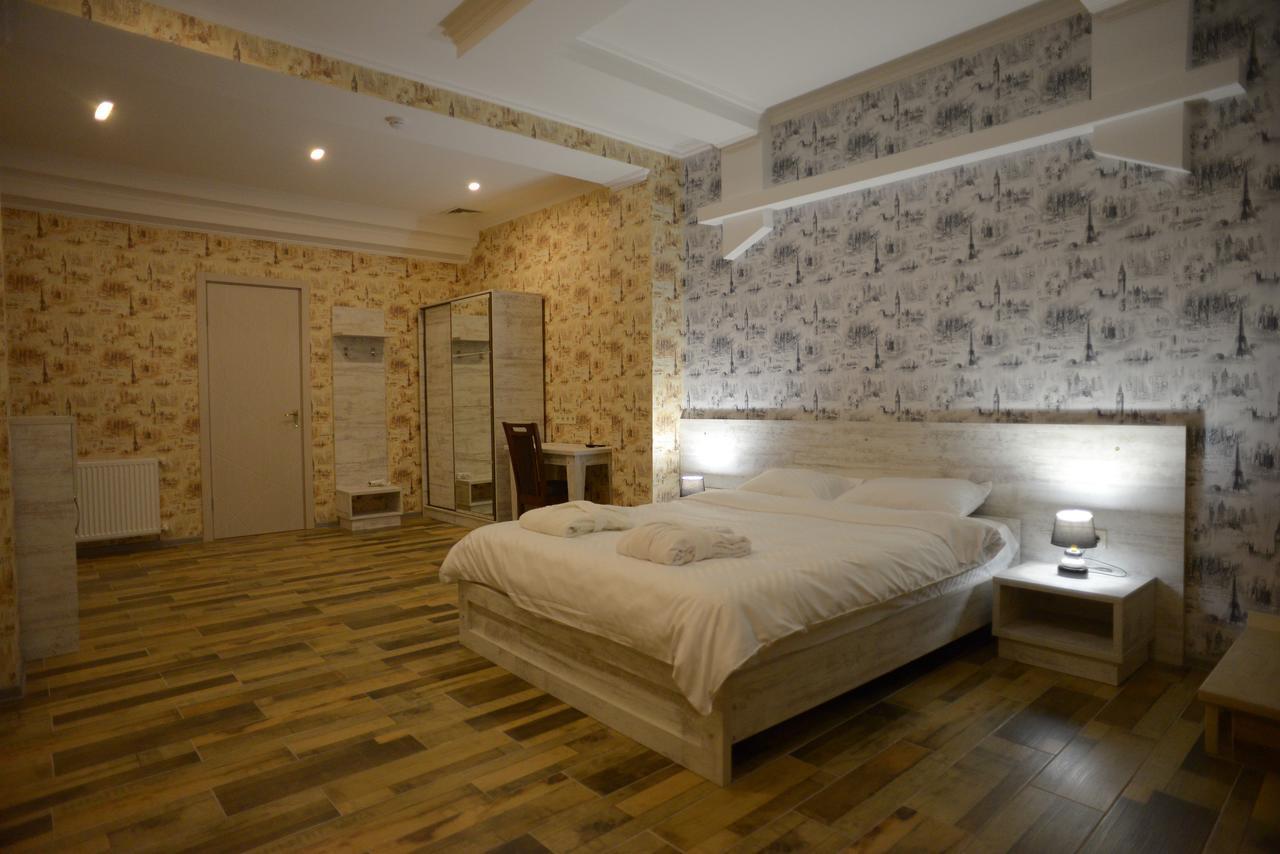 Apartment White Bridge Кутаїсі Екстер'єр фото