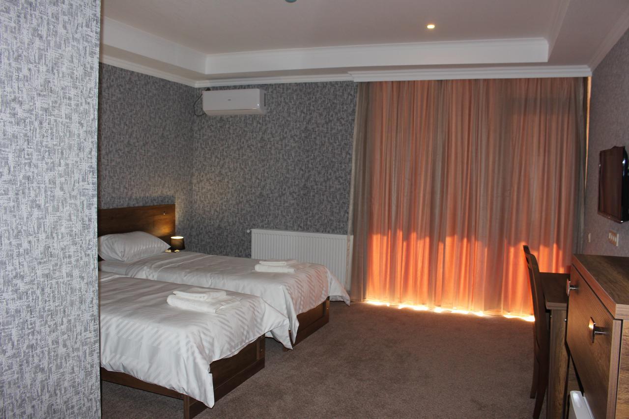 Apartment White Bridge Кутаїсі Екстер'єр фото